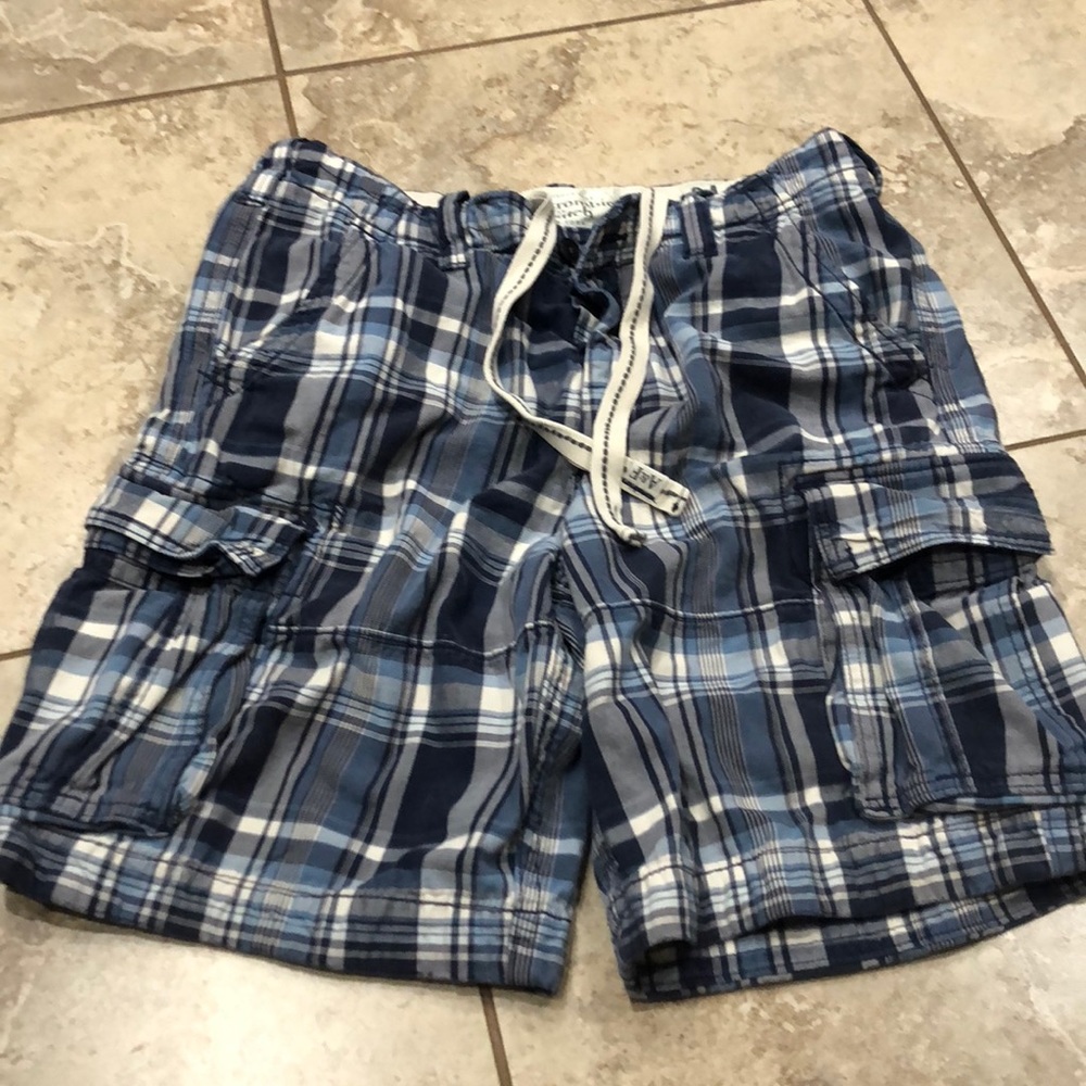 Blue plaid Abercrombie cargo shorts